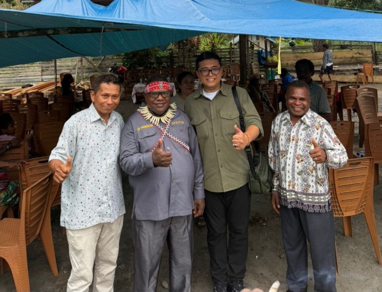 motion_photo_3300768692797648687